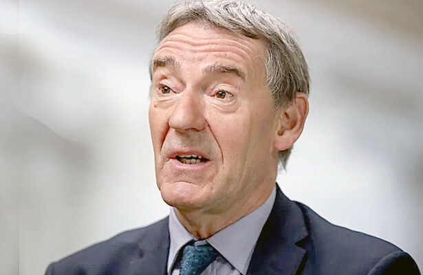 BRICS: Jim O'Neill Memprediksi Kunci untuk Melengserkan Dolar AS